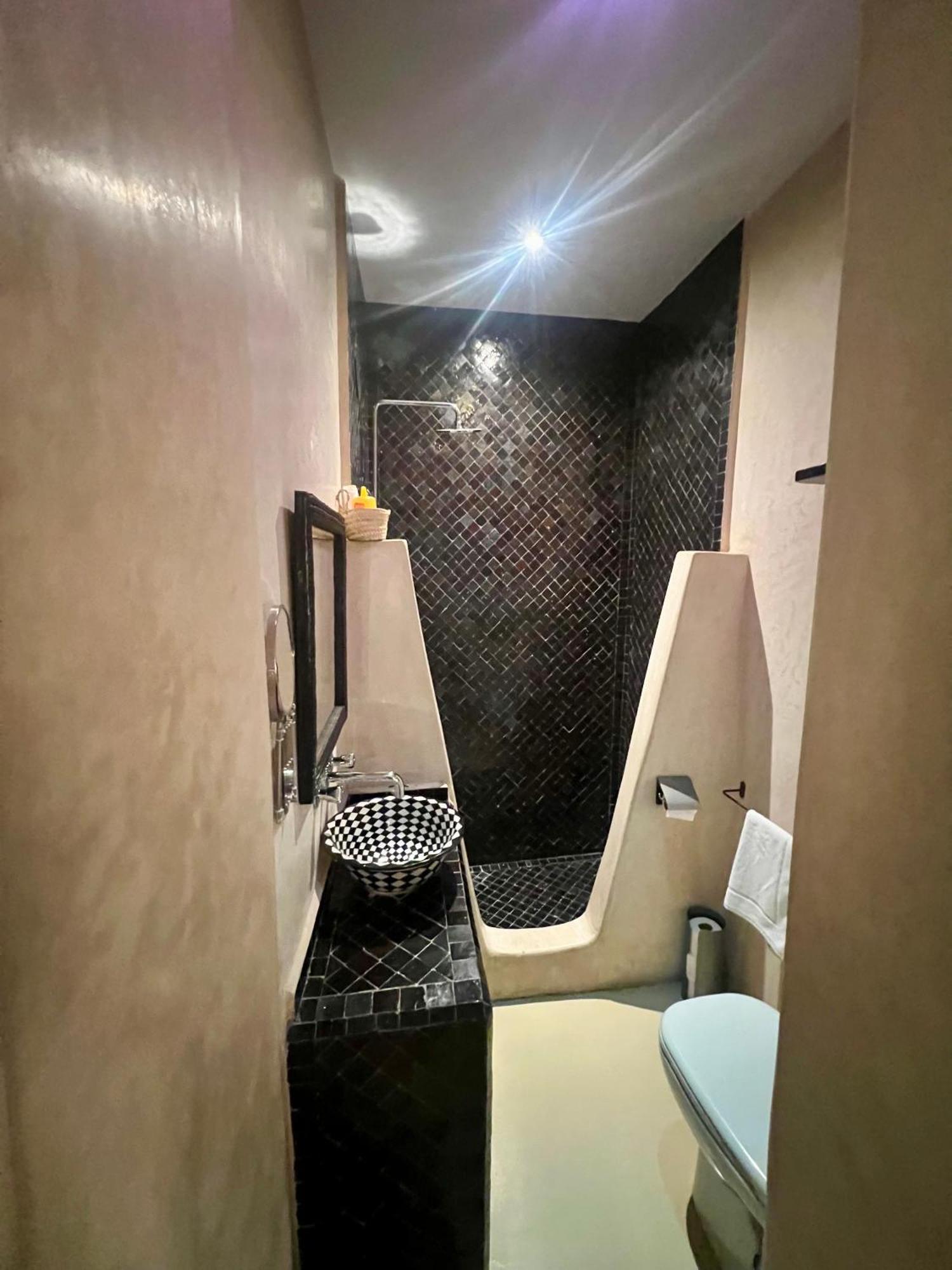 "Le 21", Exclusive Luxury Duplex 400M From Jemaa El Fna Place -Hammam-Jacuzzi-Koutoubia View-Roof Terrace -Speed Wifi مراكش المظهر الخارجي الصورة